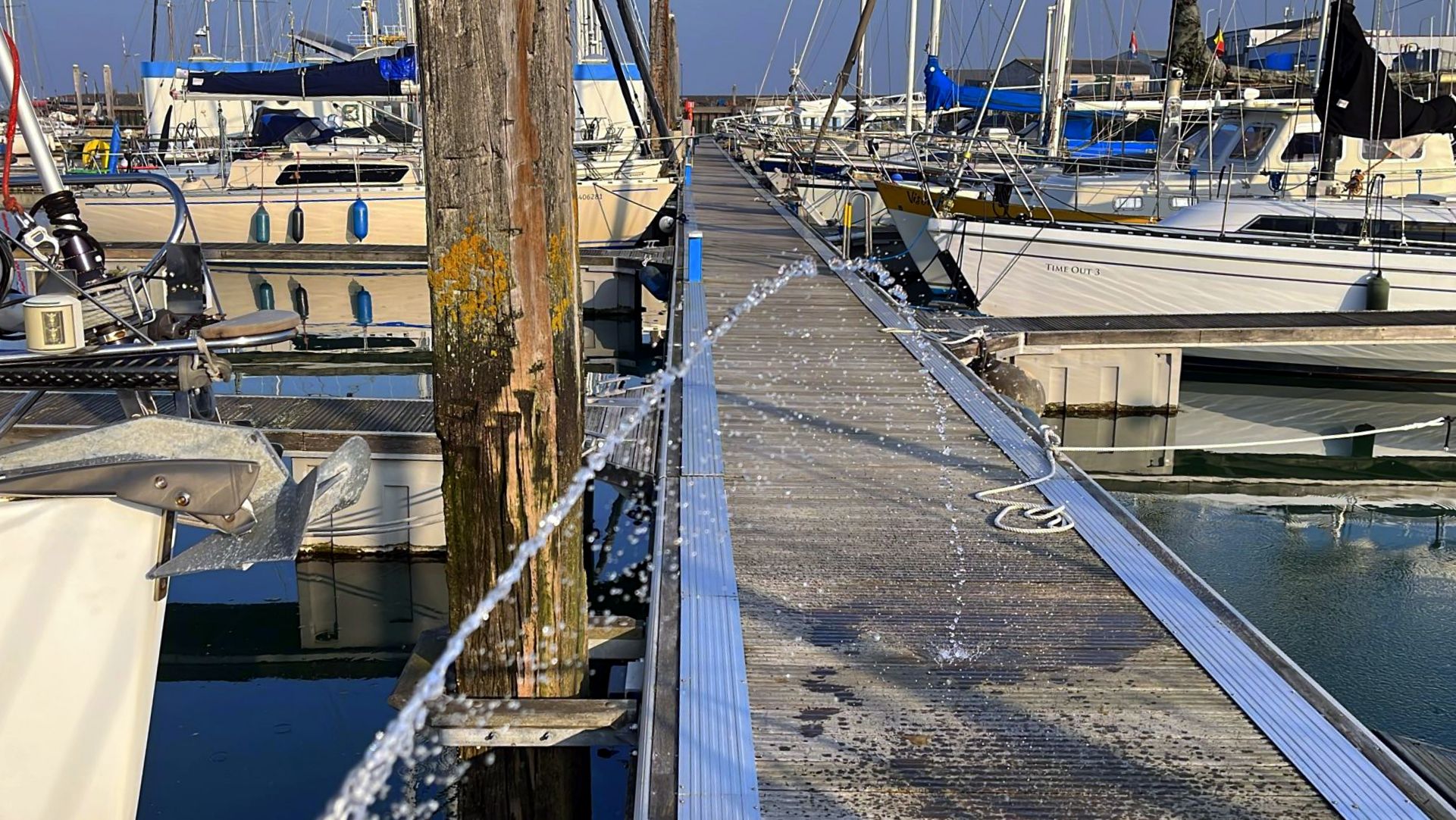 water op de steiger 2026 /BF